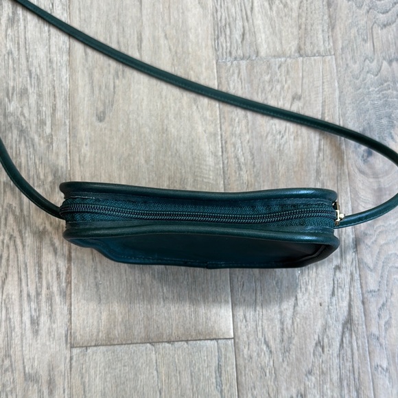 Vintage Classic Hadley Zip Bag Emerald Green - Picture 5 of 12